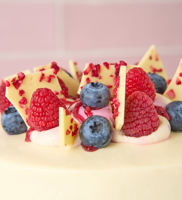 Fresh Berry Cake