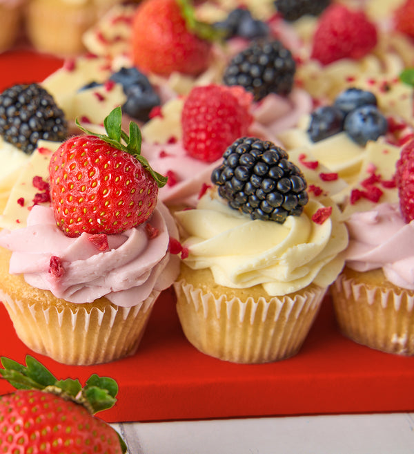 Victoria Sponge Cupcake Number Cake